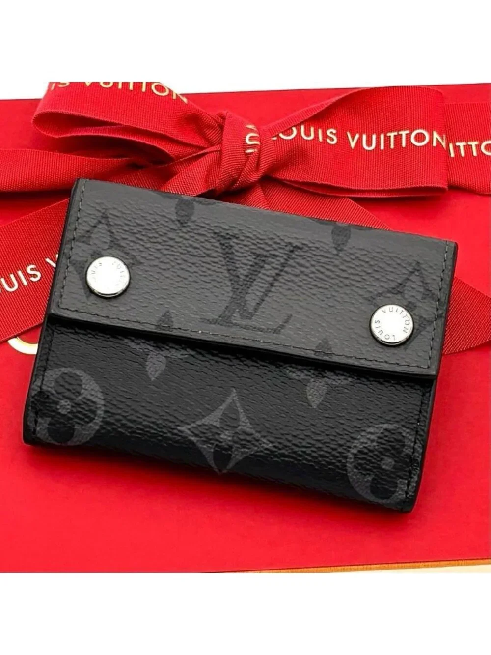 Louis Vuitton Monogram Eclipse Reverse Discovery Black Wallet